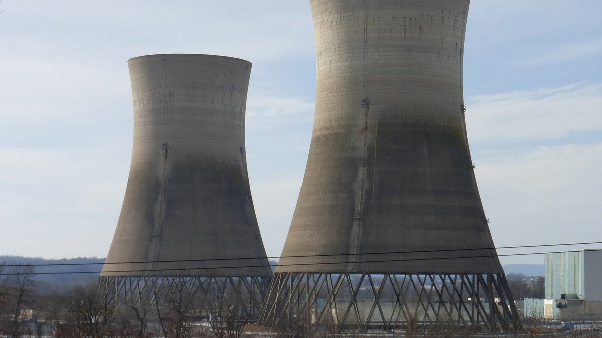 Torres de refrigeración de la central nuclear de Three Mile Island en Pensilvania