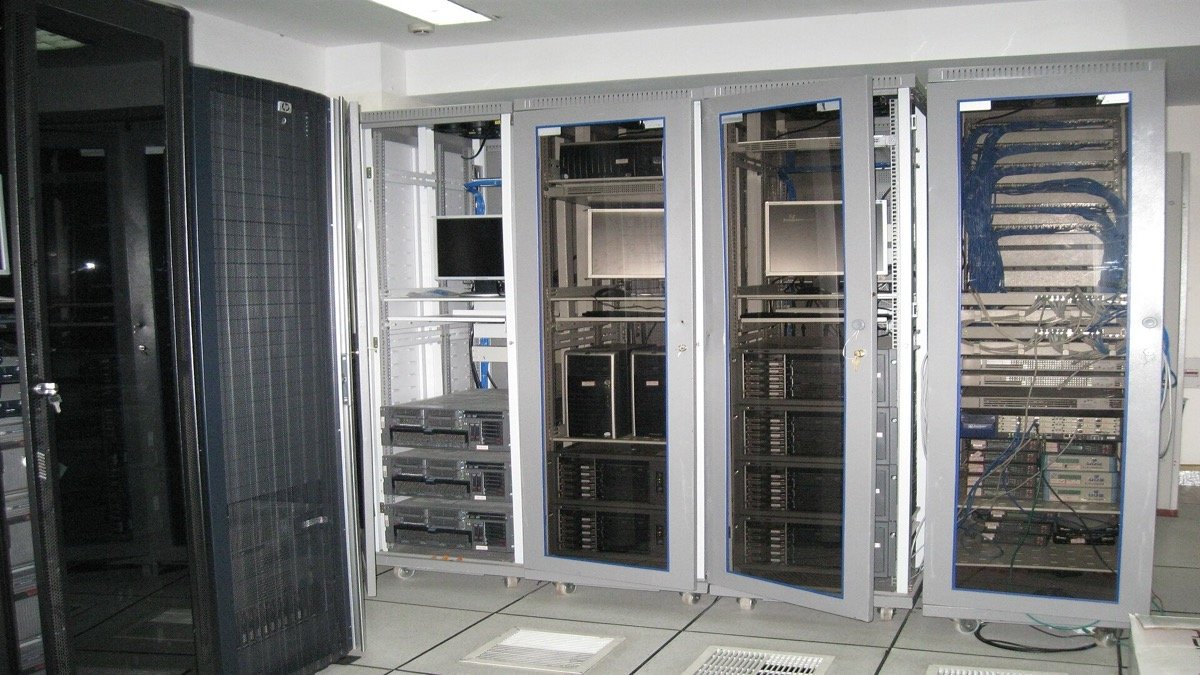 Server racks and liquid cooling systems inside an advanced hyperscale AI data center