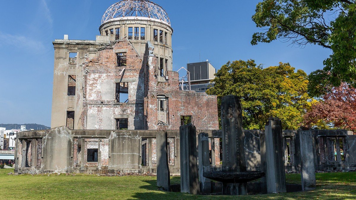 Nihon Hidankyo atomic bomb survivors honored with the Nobel Peace Prize