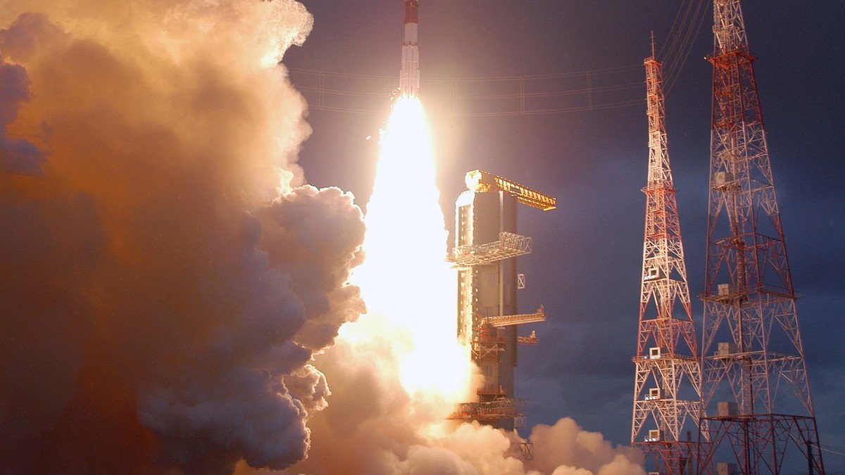 ISRO spacecraft model representing lunar and planetary exploration modules